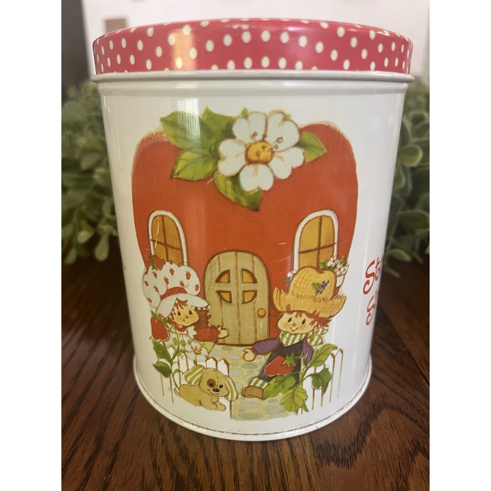 Vtg Strawberry Shortcake Tin American Greetings Red Polka Dot Lid Dog Friend 5"